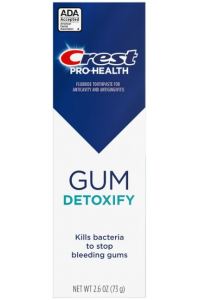 Zubní pasta proti zánětu dásní Crest GUM DETOXIFY